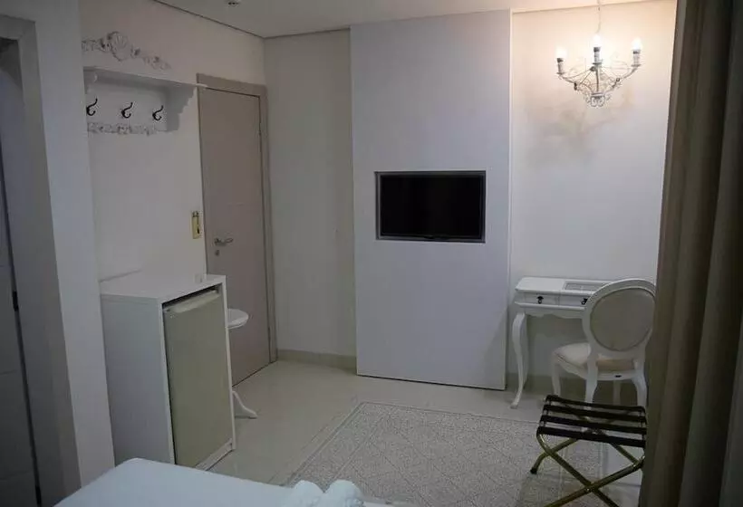 هتل Maximus Sottile