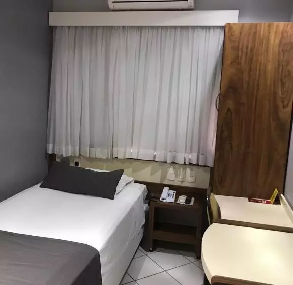 فندق Pousada Dos Girassóis