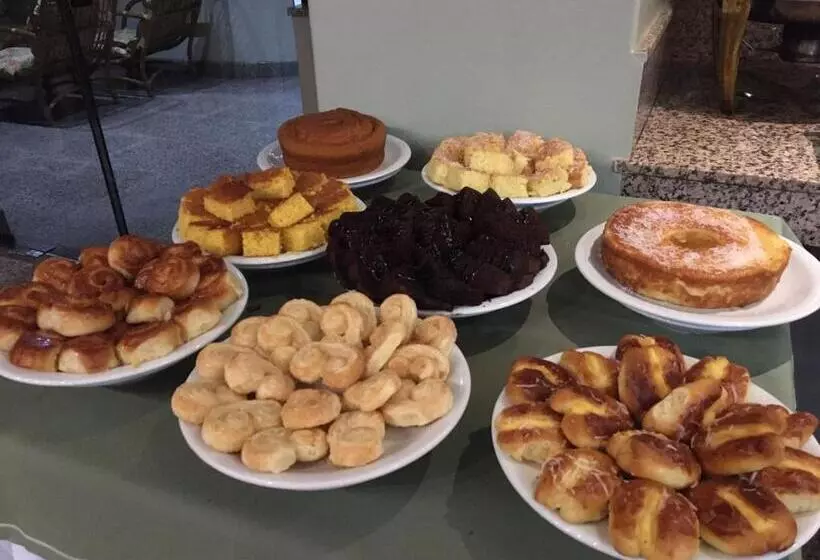 فندق Pousada Dos Girassóis