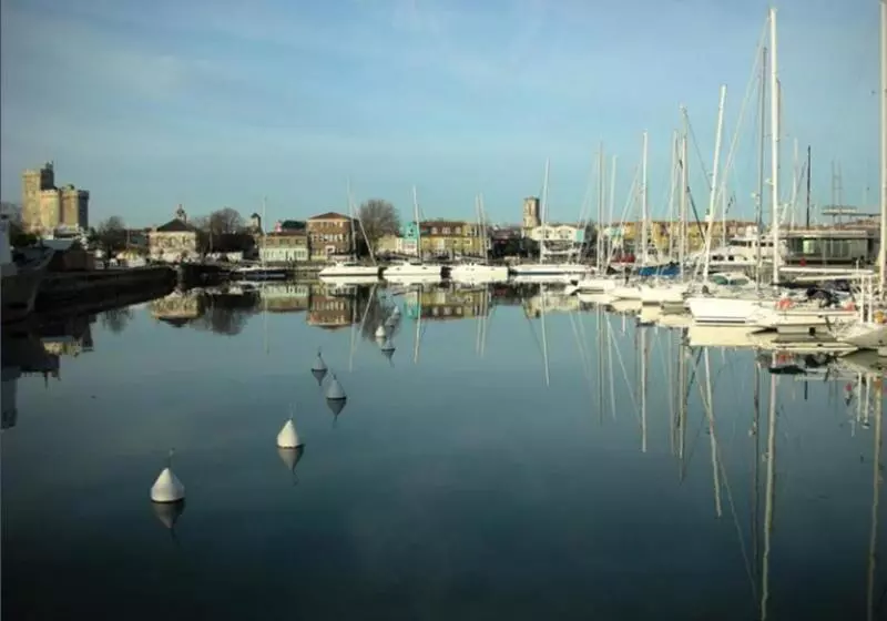 فندق Séjours & Affaires La Rochelle Les Minimes