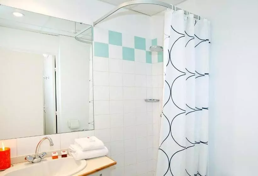 هتل Séjours & Affaires Rennes De Bretagne