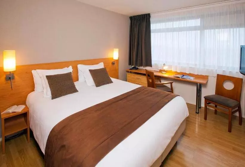 هتل Séjours & Affaires Rennes De Bretagne