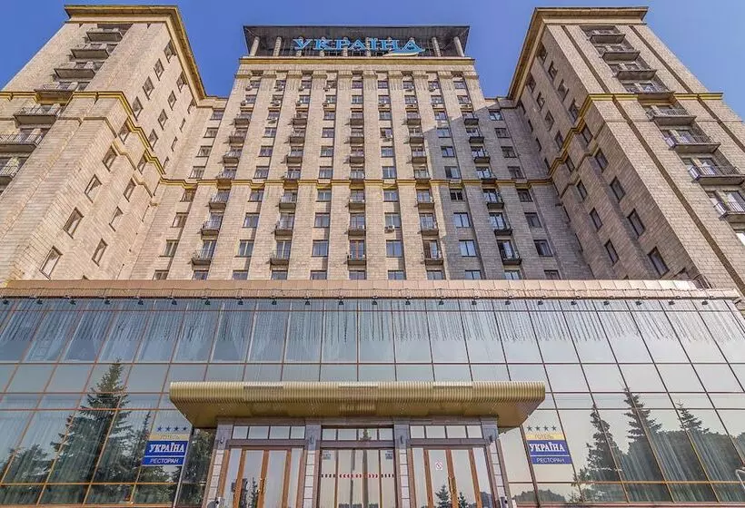 هتل Ukraine