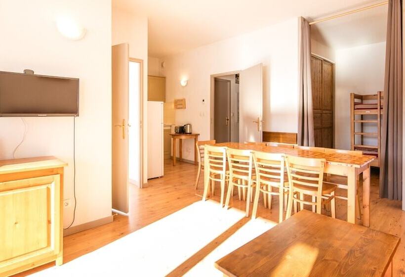 هتل Vacanceole Le Hameau De Valloire