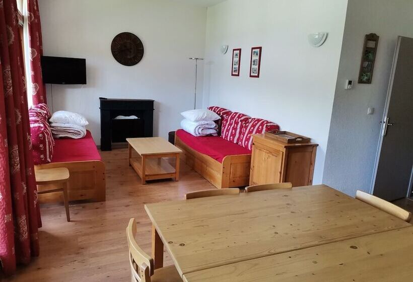 هتل Vacanceole Le Hameau De Valloire