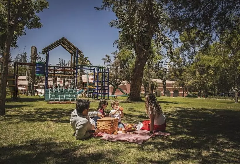 Отель Wyndham Costa Del Sol Arequipa