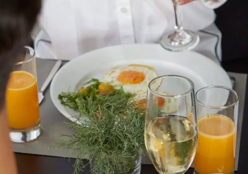 Mr And Mrs White Oia   Santorini