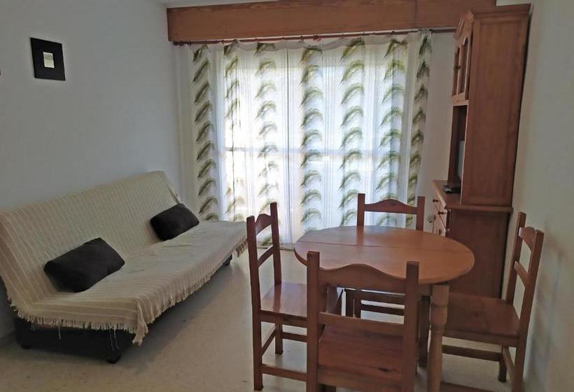 Apartamentos Gandía Beach 3000