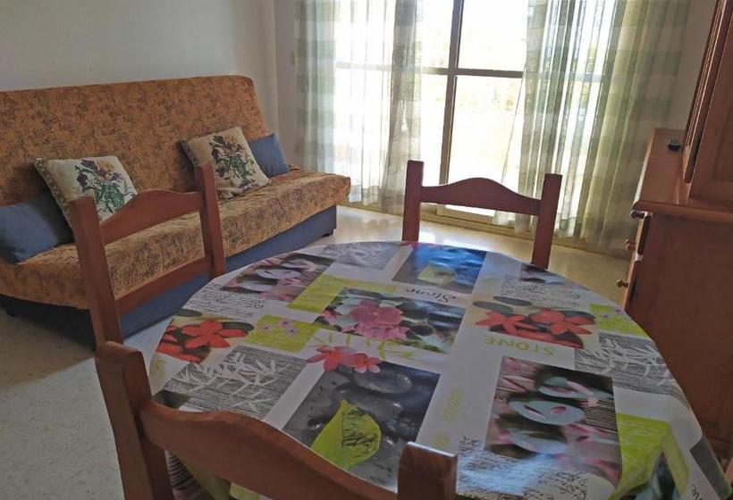 Apartamentos Gandía Beach 3000