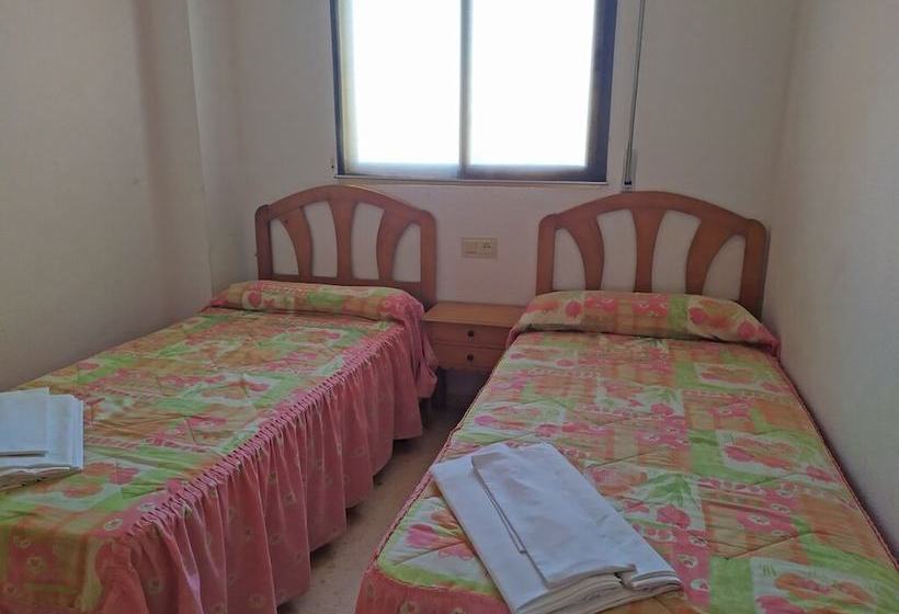 Apartamentos Gandía Beach 3000