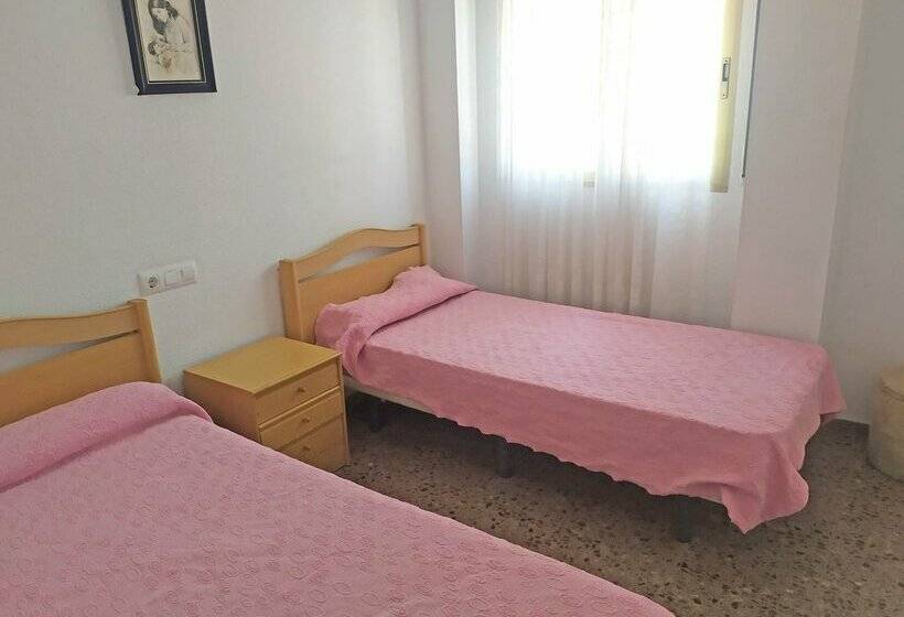 Apartamentos Gandía Beach 3000