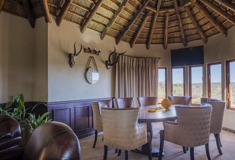 בית מלון כפרי Bona Bona Game Lodge