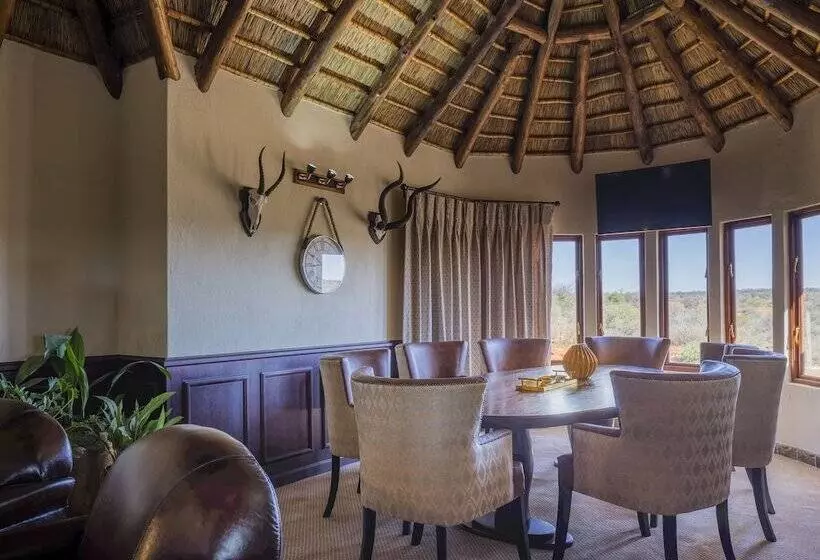Hotelli Bona Bona Game Lodge