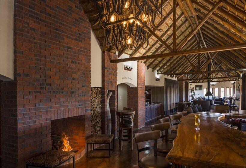 בית מלון כפרי Bona Bona Game Lodge