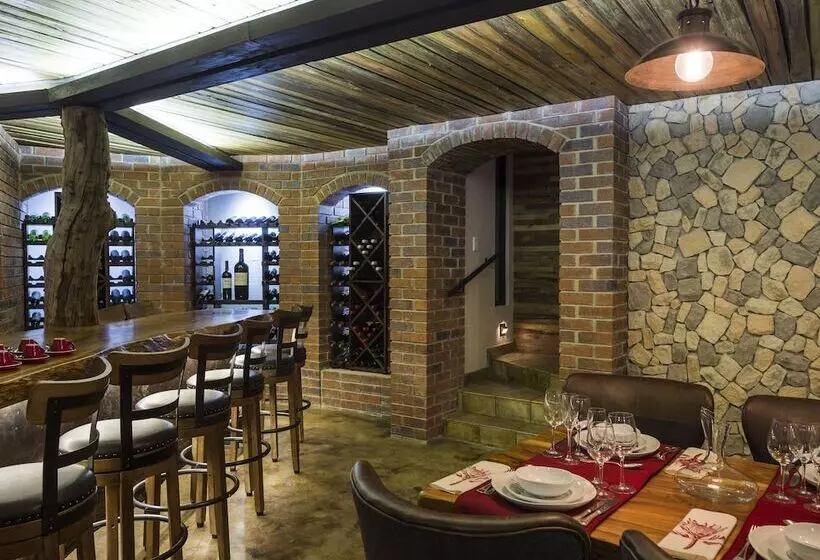 Hotelli Bona Bona Game Lodge