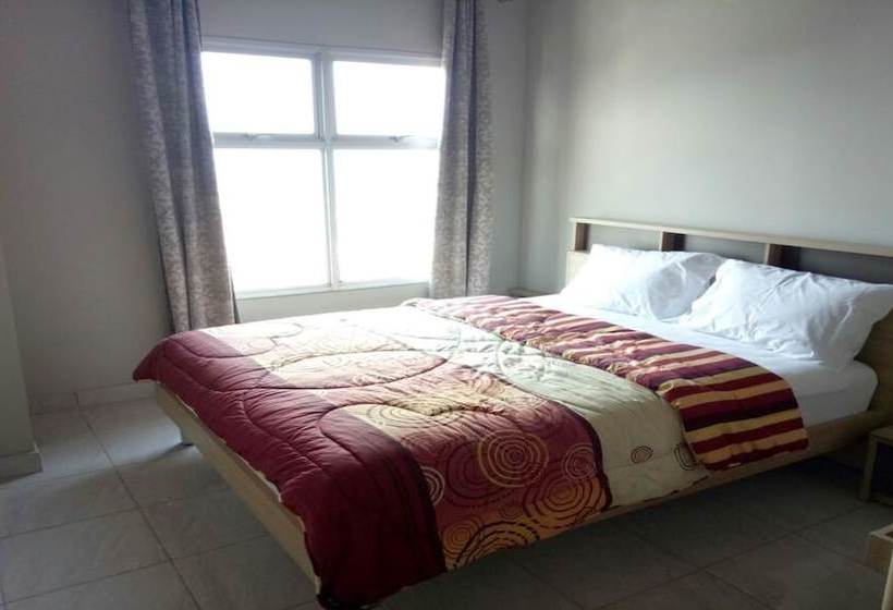 فندق Newton Apartement By Amanah