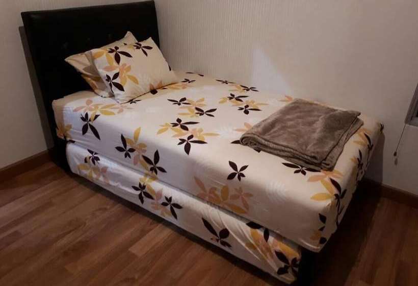 فندق Newton Apartement By Amanah