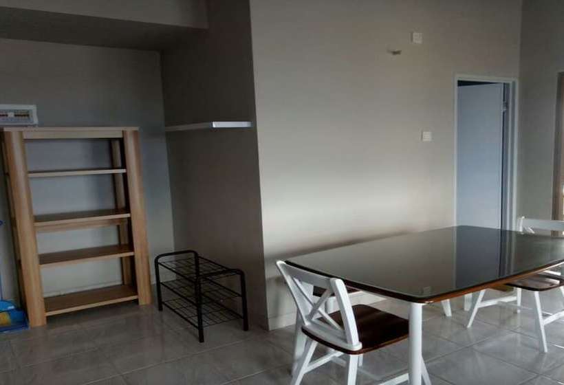 فندق Newton Apartement By Amanah