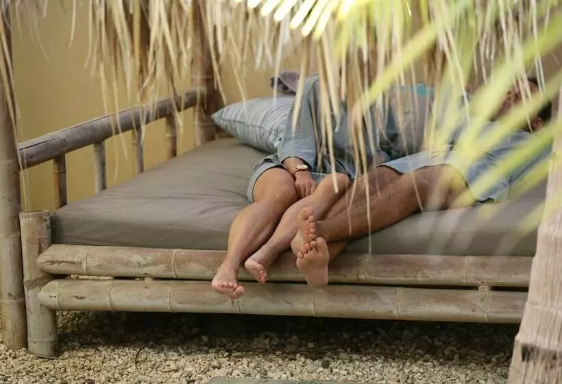 هتل Bamboo Bonaire Boutique Resort