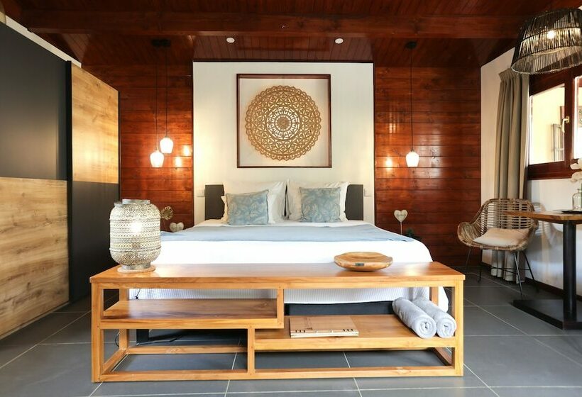 هتل Bamboo Bonaire Boutique Resort