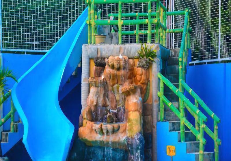 Hotell Blue Pot Family Resort