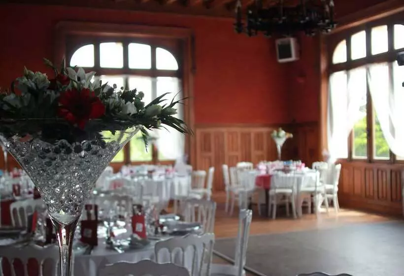 Hotelli Château De Saint Antoine