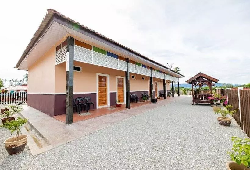 Hotelli D Village Cottage