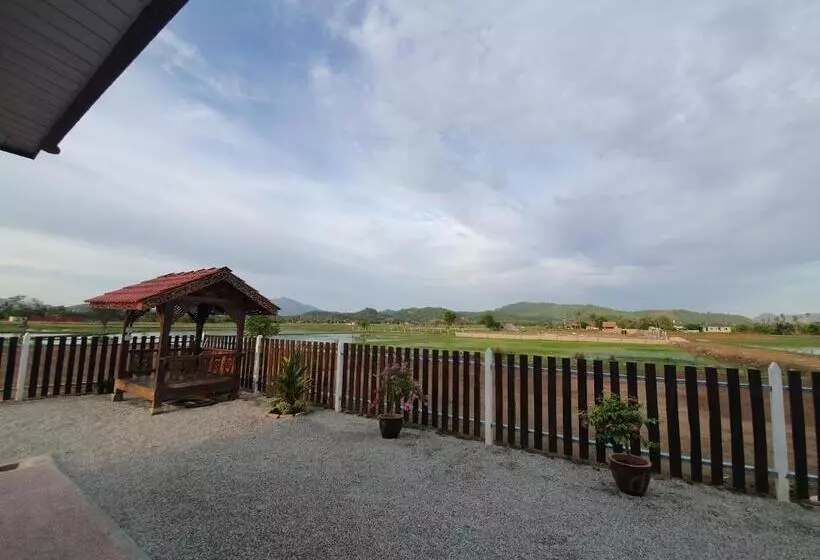 Hotelli D Village Cottage