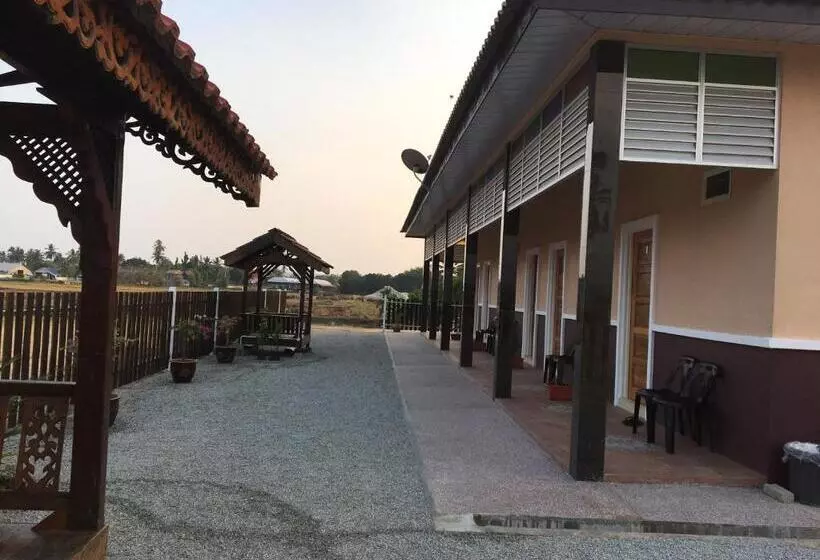 Hotelli D Village Cottage