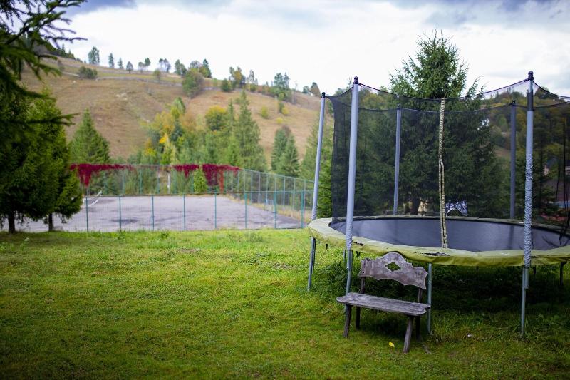 هتل Floare De Colt