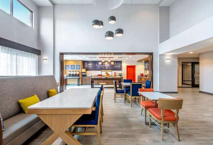 בית מלון כפרי Hampton Inn & Suites Cody