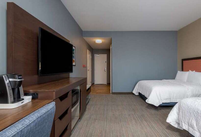 בית מלון כפרי Hampton Inn & Suites Cody