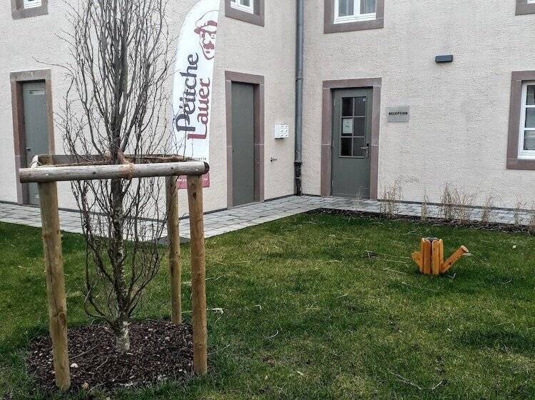 هتل Péitche Lauer