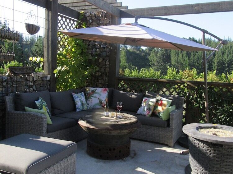 בית מלון כפרי Redwood Valley B & B