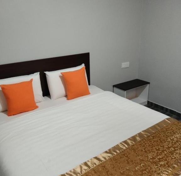 בית מלון כפרי One World