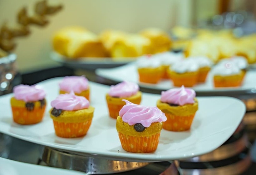 Paralia Hotel Nha Trang