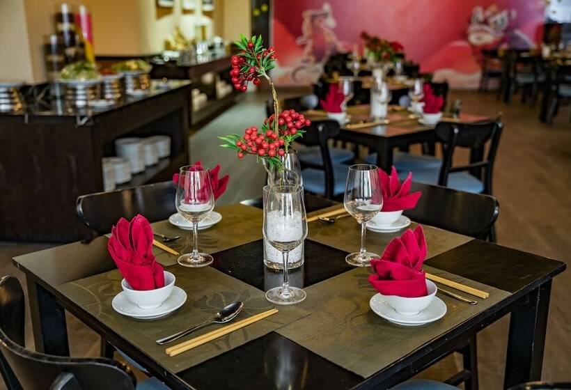 Paralia Hotel Nha Trang