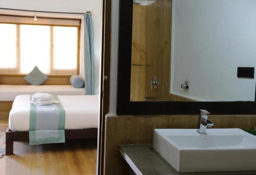 Отель Mateh Villa