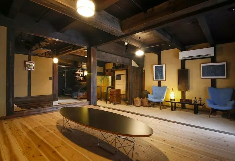 Hotelli Yamasaki Ryokan Q Nakamonzenya