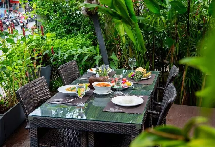 리조트 Blue Tara Hotel Krabi Ao Nang