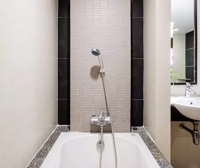 리조트 Blue Tara Hotel Krabi Ao Nang