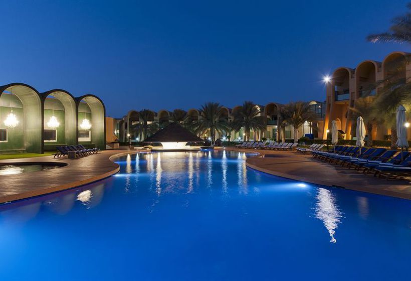 Hotel Golden Tulip Al Jazira