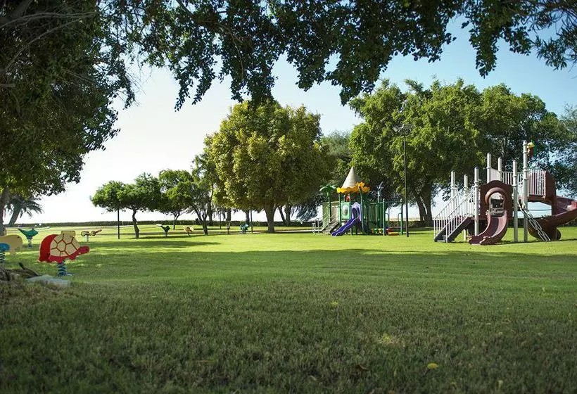 هتل Golden Tulip Al Jazira