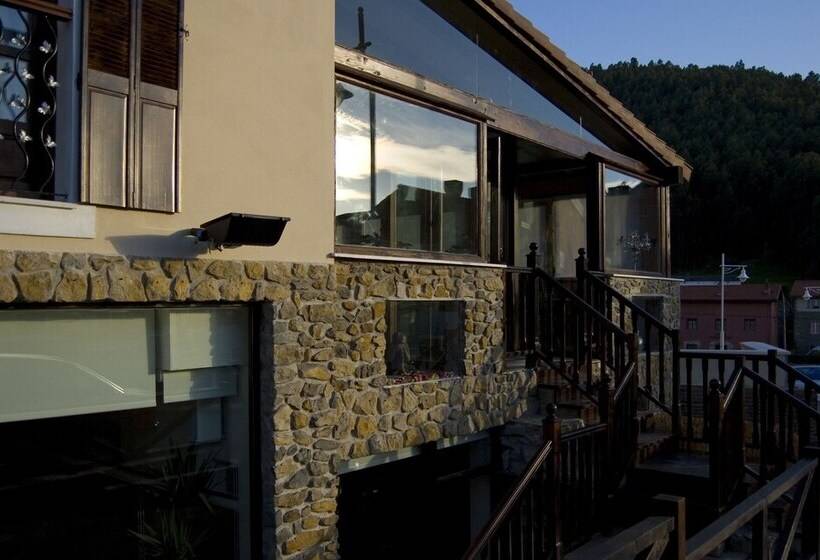 Отель Agua Viva Hostería & Spa Castro