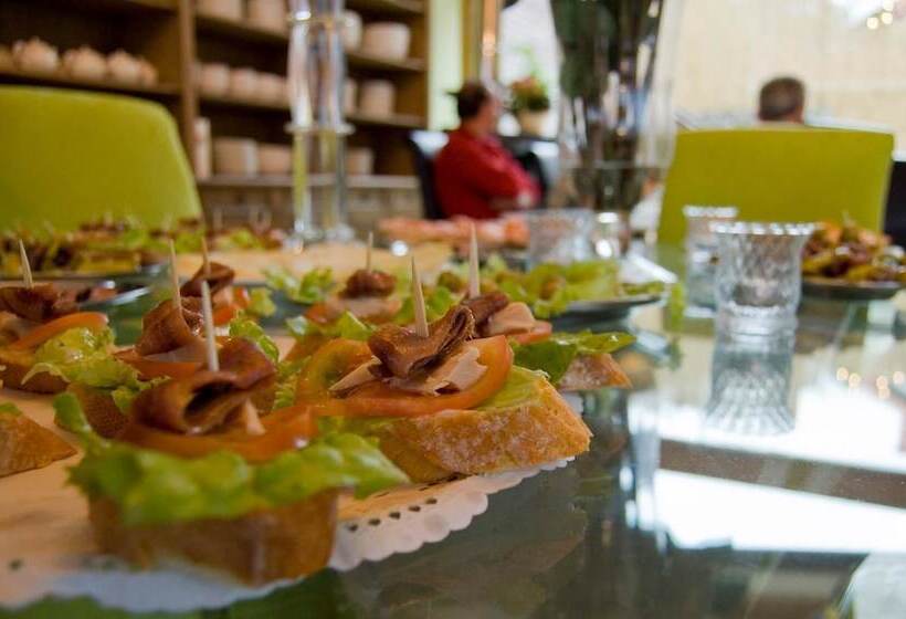 Отель Agua Viva Hostería & Spa Castro