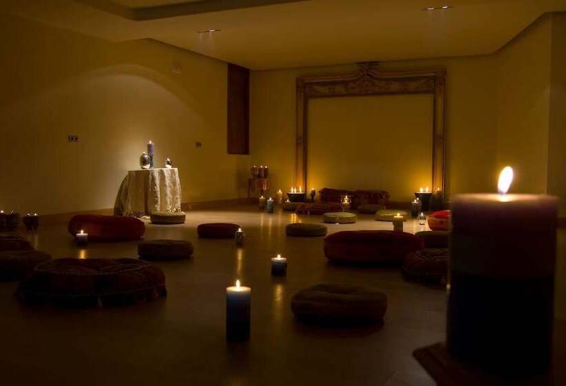 Отель Agua Viva Hostería & Spa Castro