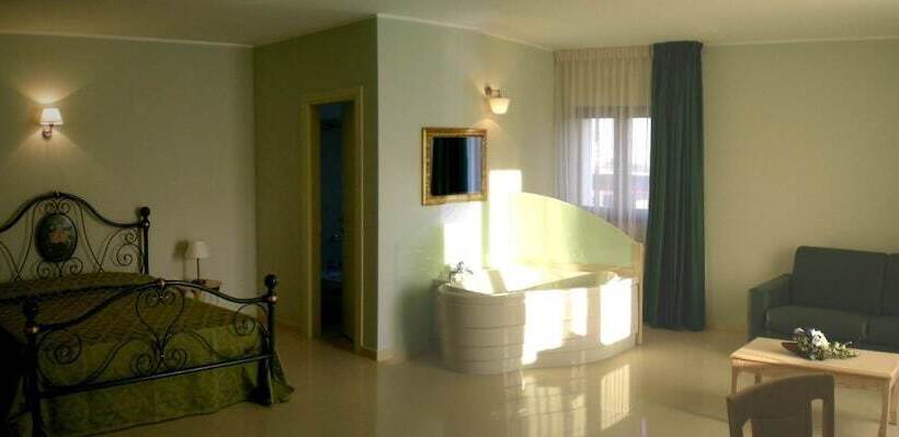 בית מלון כפרי Unico Albatres Palace Salento By Life Resorts