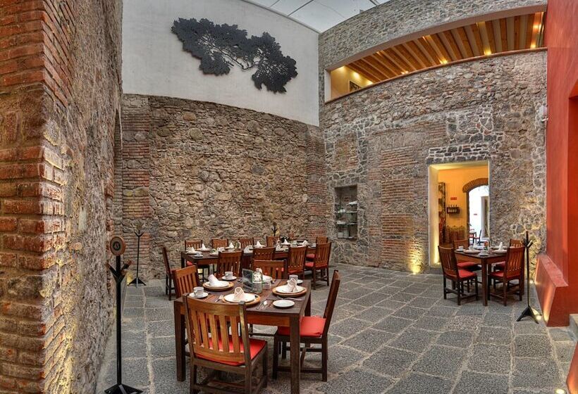 هتل Boutique Casareyna