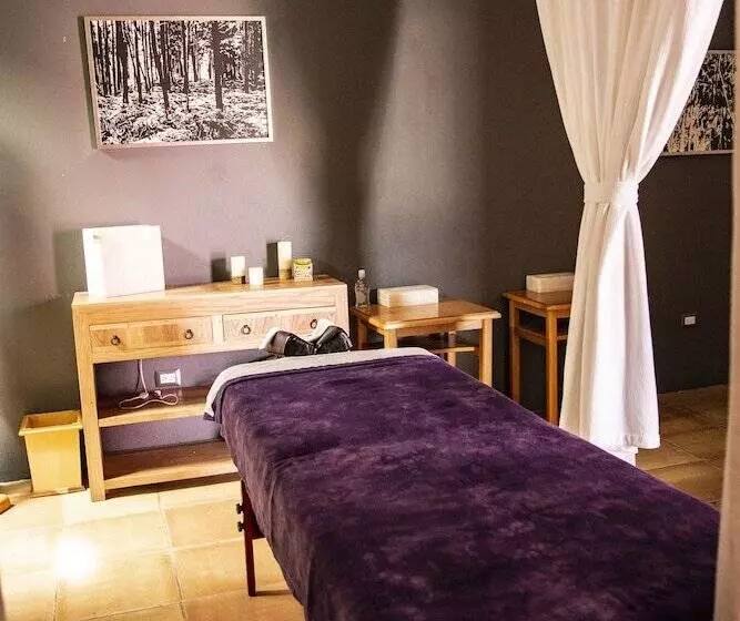 فندق Boutique Casareyna