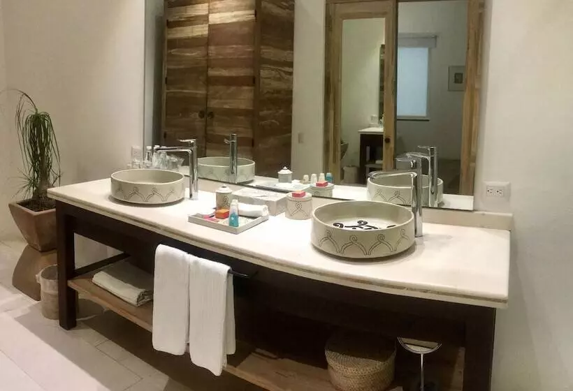 فندق Boutique Casareyna